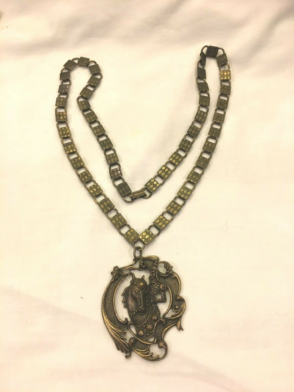Medieval Style Necklace & Pendant