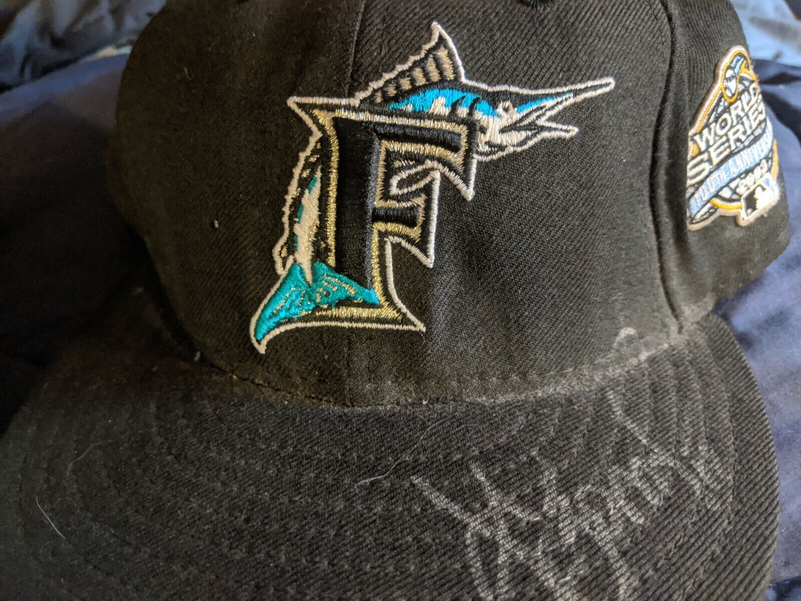 Alex Gonzalez Florida Marlins autographed world series 2003 hat