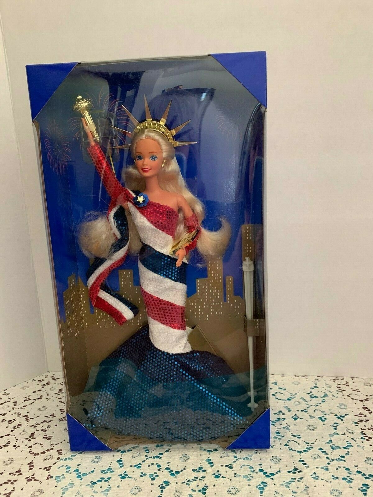 Statue of Liberty Barbie 14664, Circus star Barbie 13257 FAO Schwartz limited ed